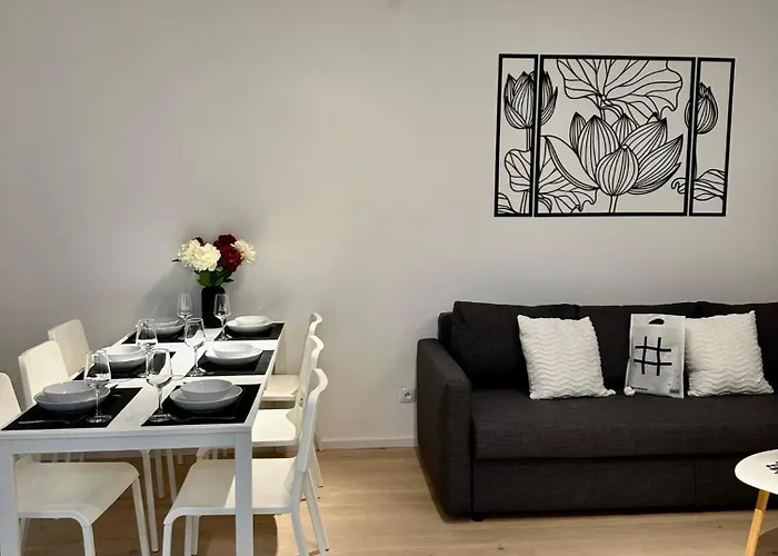 The Peony Apartment In Smichov, Prague 5