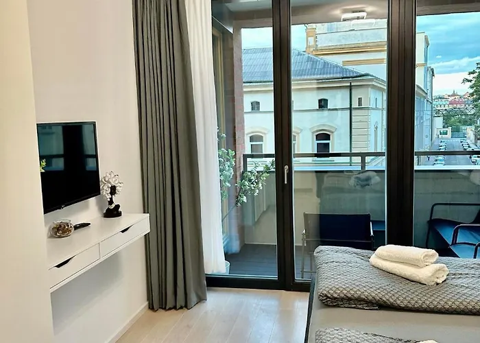 The Peony Apartment In Smichov, Prague 5